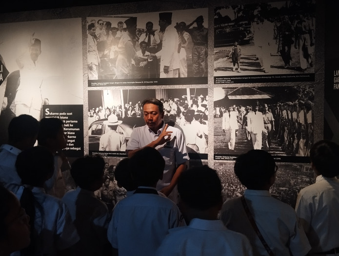 Tingkatkan Wawasan Sejarah Sejak Dini, 67 Siswa-Siswi SDS Kartika X-7 Lakukan Field Trip ke Pusdipres ANRI